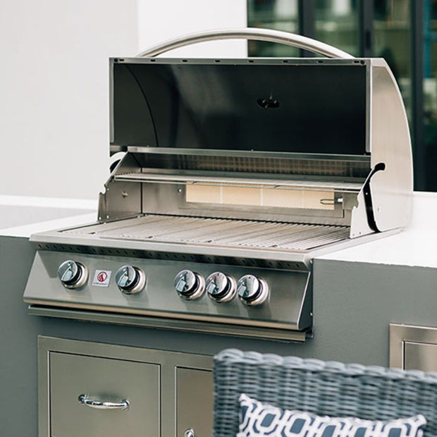 Summerset Sizzler Pro – Commercial-Grade Built-In Grill